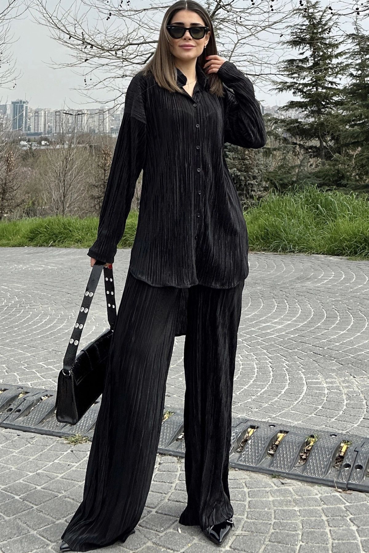https://customers.birissine.com/public/uploads/product_gallery/700-3573_001 (1).jpg